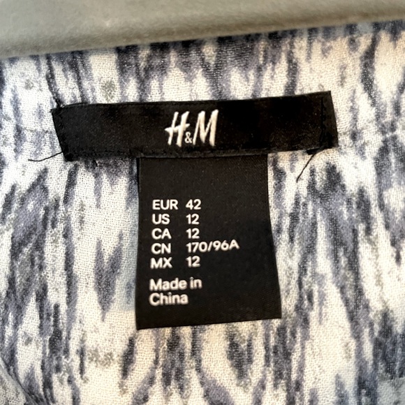 H&M Women’s 12 Mini Dress - Picture 4 of 7